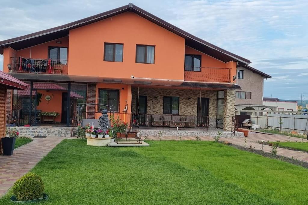 Villa Casa De Inchiriat In Vaslui Exterior foto
